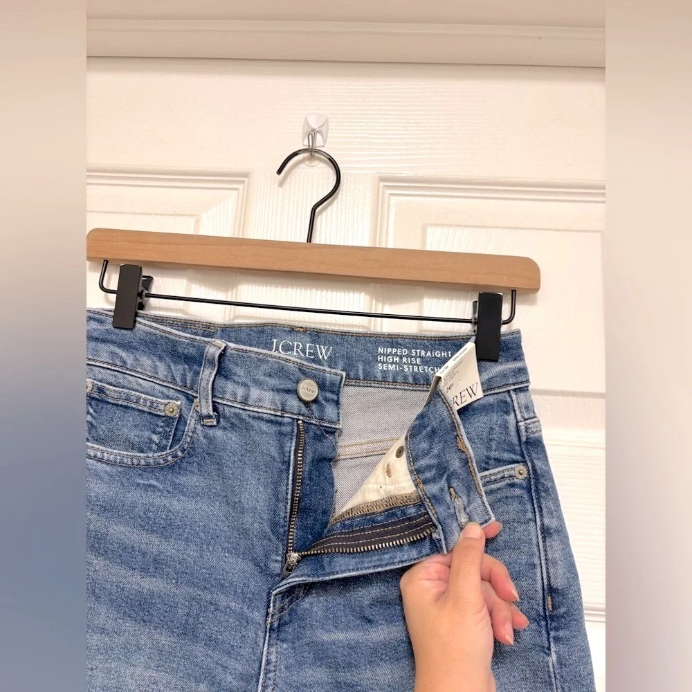 NWT J.Crew Petite Nipped Straight Jean in Stretch Bangkok Wash